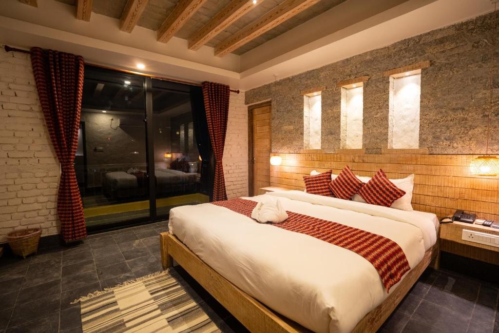 Hotel Mera Peak Pvt.Ltd | Pokhara Hotels